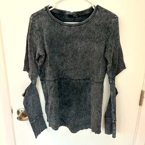 Super Mom Soft Stretch Gray Top Cut-out Elbows